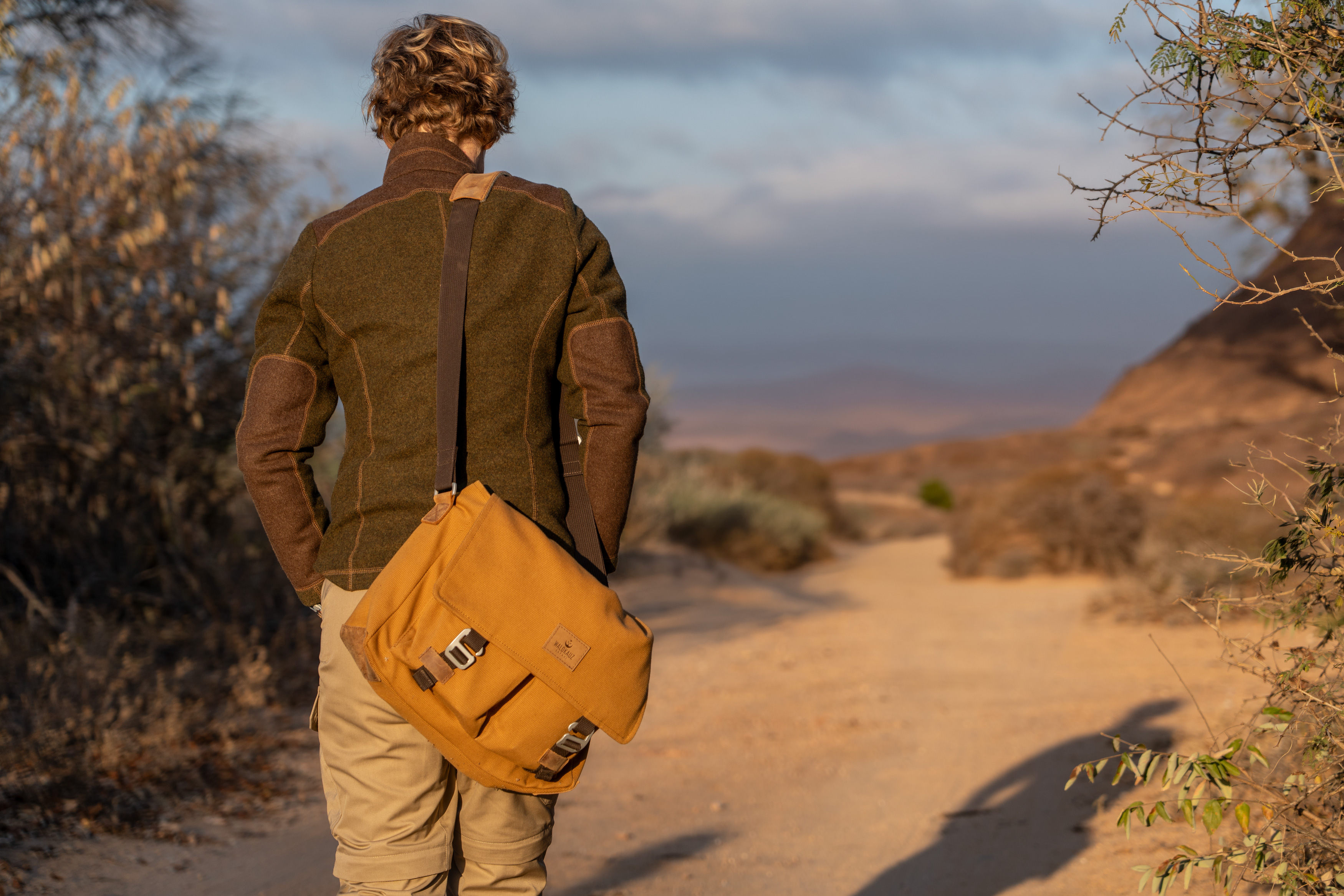 Explorer Bag aus Canvas und Leder - Bushveld Green